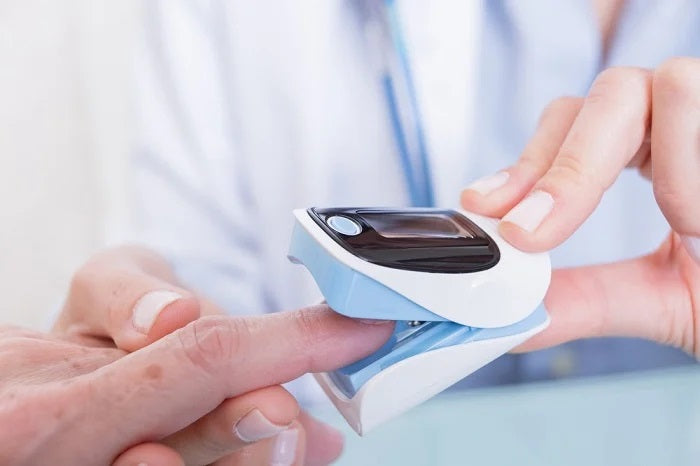 How to Know if You Need a Pulse Oximeter and How to Use It